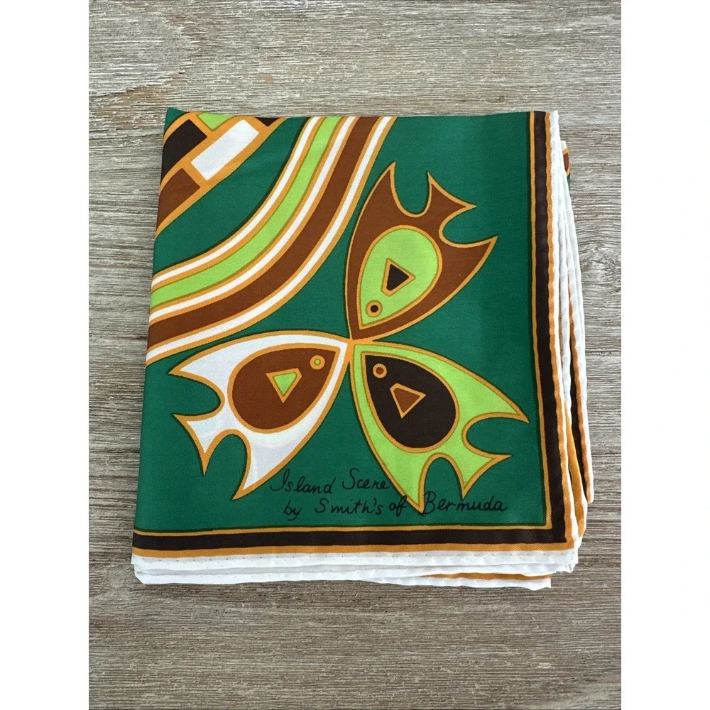 VTG Smith's of Bermuda Scarf Island Landmarks 60s 70s Design Green 22